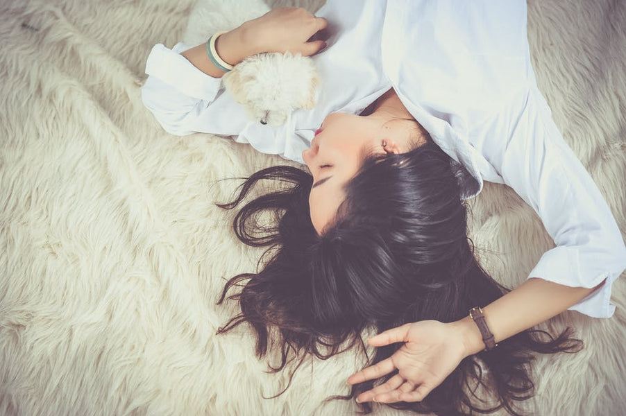 6 Essential Oils You Need For That Perfect Night’s Rest